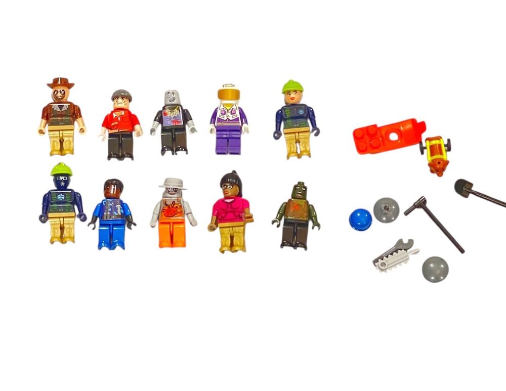 Set of 10 Lego Mini figures Preowned